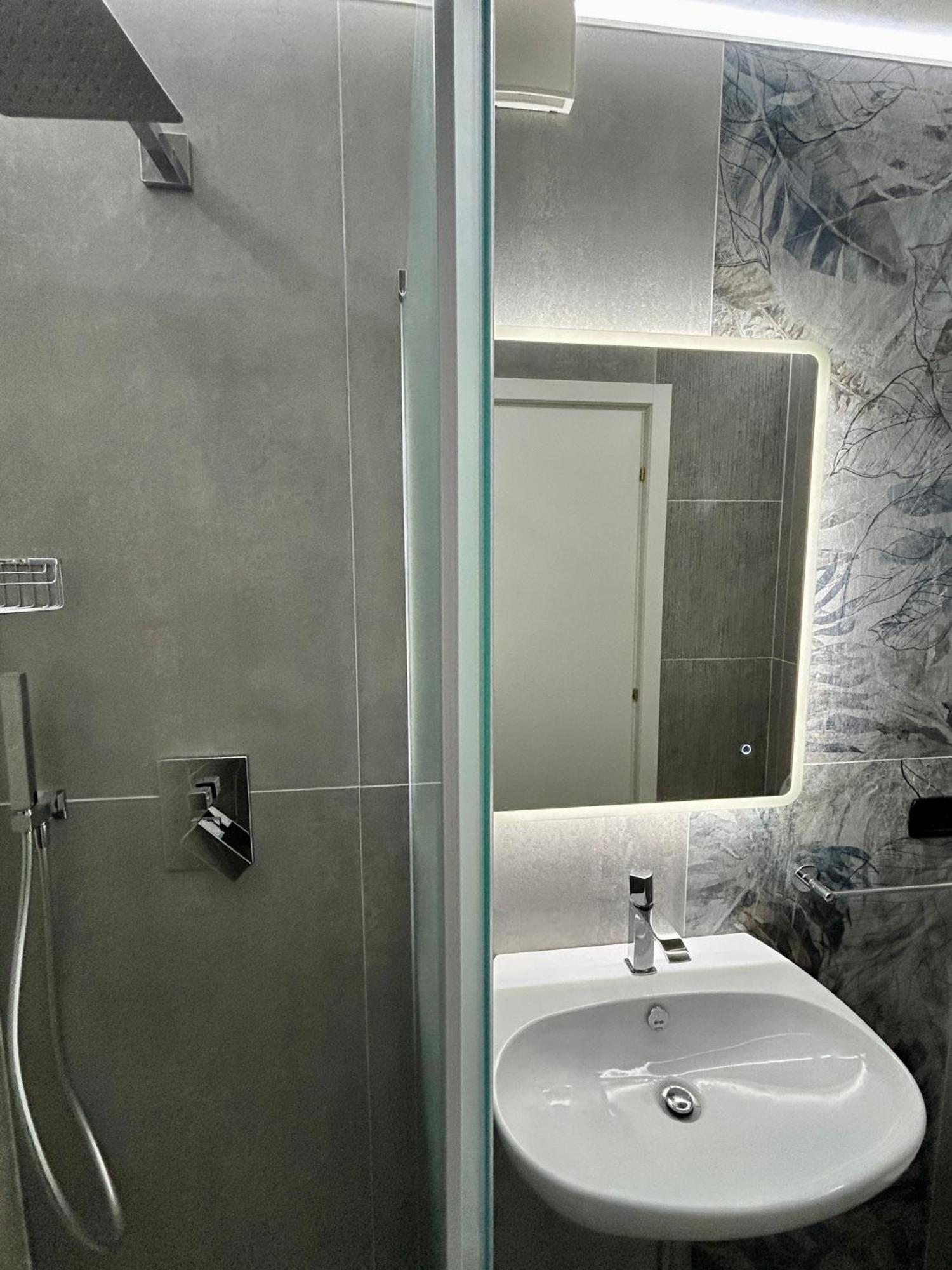 Ferienwohnung Nonno Uccio Castri di Lecce Exterior foto